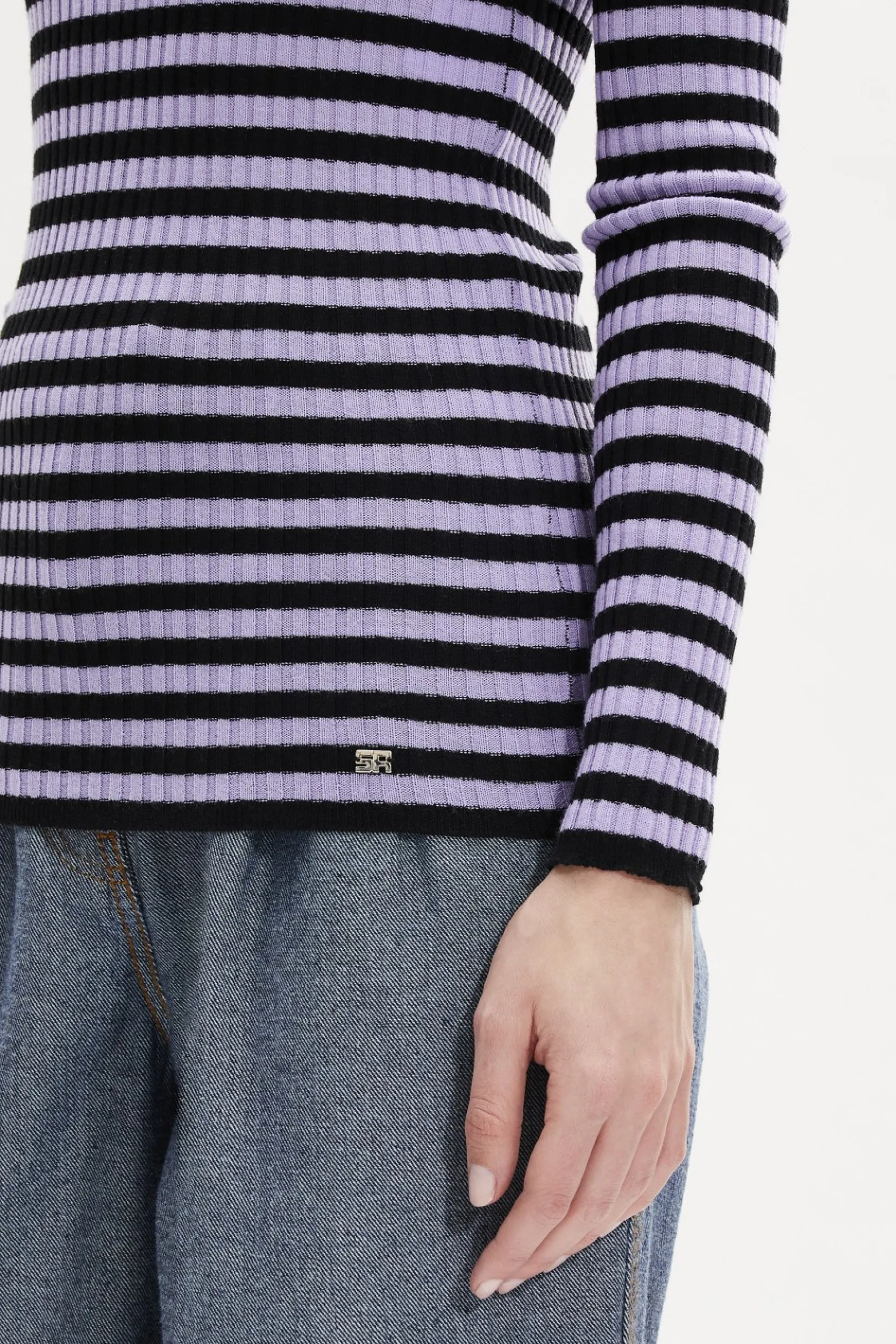 Outlet Striped Long-Sleeved Crew Neck Sweater Women Sweaters